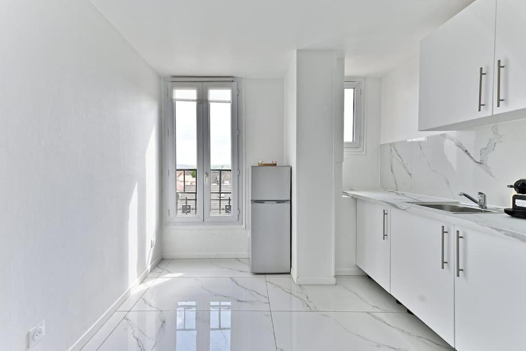 Magnifique 2 Pieces Aux Portes De Paris Gagny エクステリア 写真