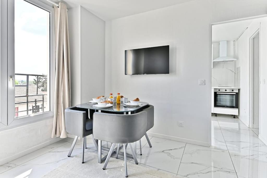 Magnifique 2 Pieces Aux Portes De Paris Gagny エクステリア 写真