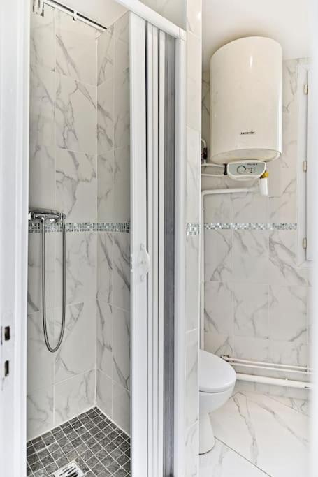 Magnifique 2 Pieces Aux Portes De Paris Gagny エクステリア 写真