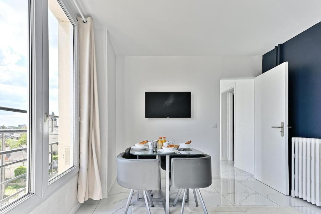 Magnifique 2 Pieces Aux Portes De Paris Gagny エクステリア 写真